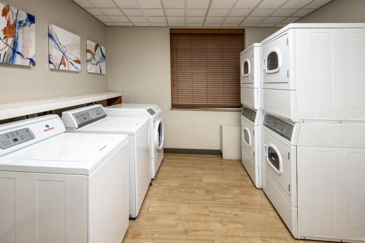 Candlewood Suites Manassas By Ihg Екстериор снимка