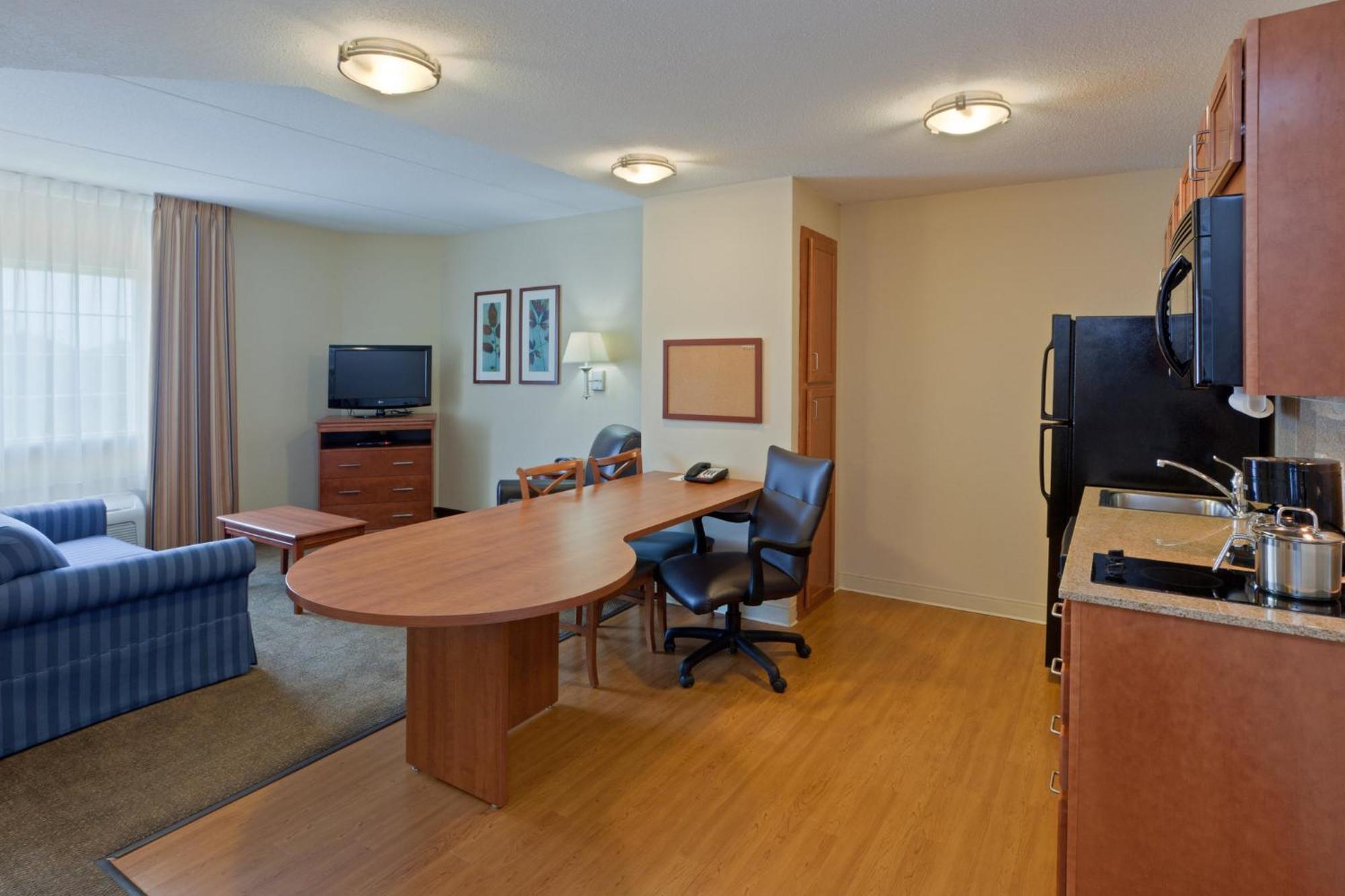 Candlewood Suites Manassas By Ihg Екстериор снимка