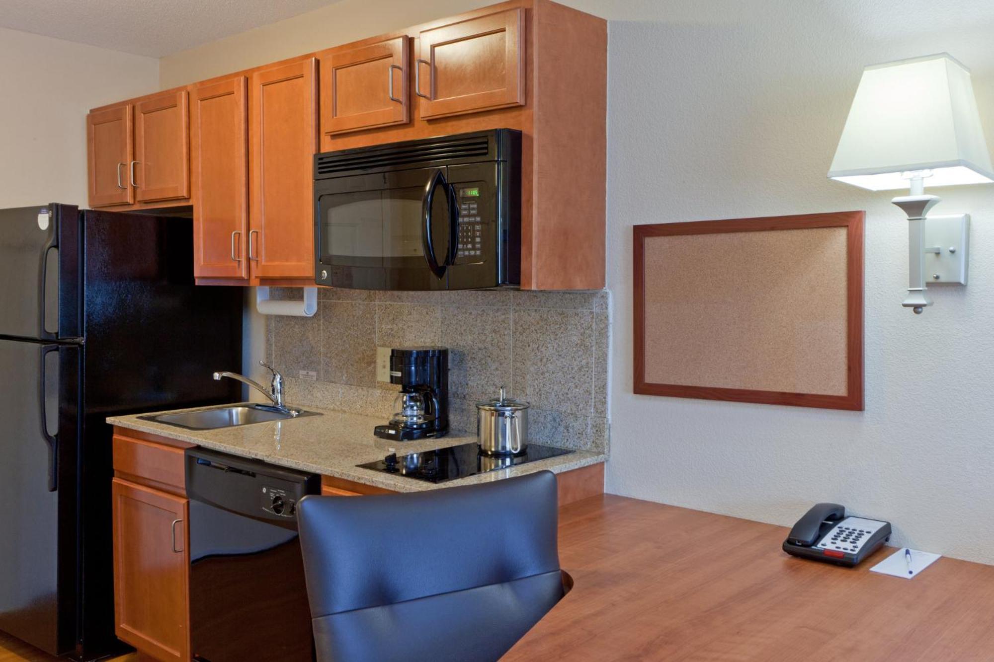 Candlewood Suites Manassas By Ihg Екстериор снимка